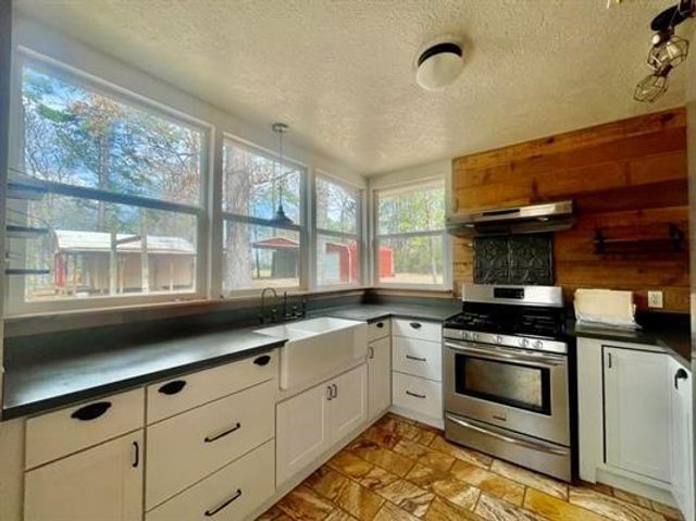 345 Pr 8512, Warren, TX 77664