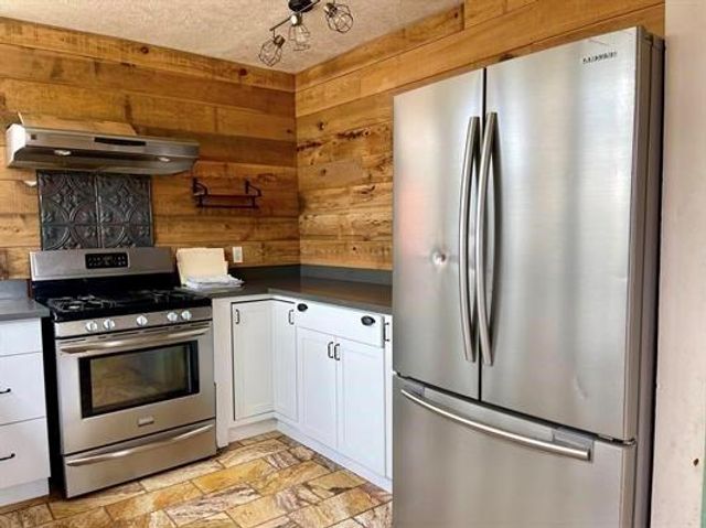 345 Pr 8512, Warren, TX 77664