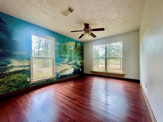 345 Pr 8512, Warren, TX 77664