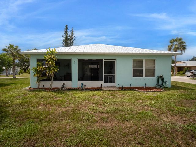 48 Mariposa Lane, Port St. Lucie, Port St Lucie, FL 34952