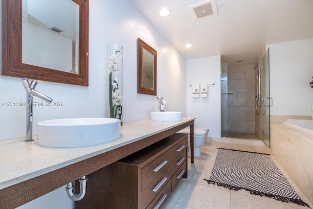 475 Brickell Avenue 4715, Miami, FL 33131