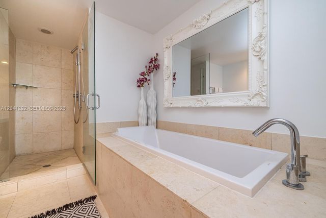 475 Brickell Avenue 4715, Miami, FL 33131