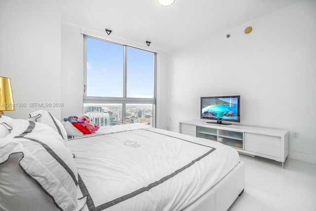 475 Brickell Avenue 4715, Miami, FL 33131