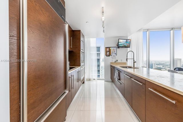 475 Brickell Avenue 4715, Miami, FL 33131