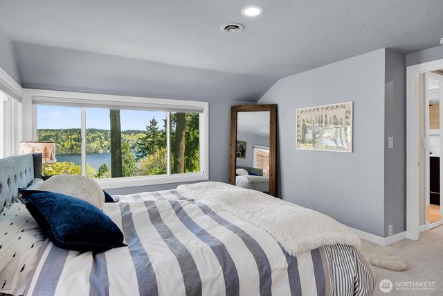 13522 40th Avenue NE, Seattle, WA 98125