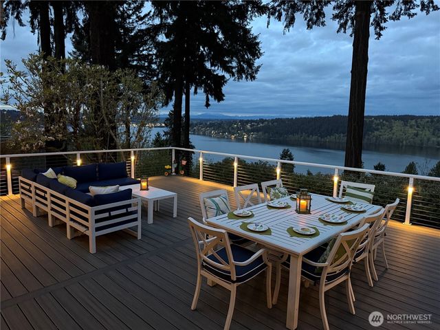 13522 40th Avenue NE, Seattle, WA 98125
