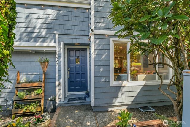 13522 40th Avenue NE, Seattle, WA 98125