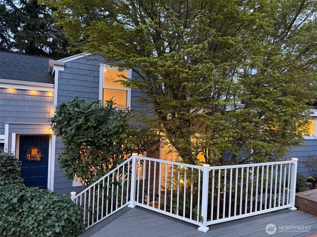 13522 40th Avenue NE, Seattle, WA 98125