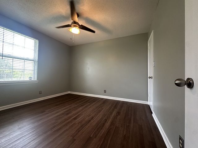 361 Dupuis Dr, Clarksville, TN 37042