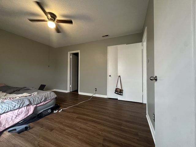 361 Dupuis Dr, Clarksville, TN 37042