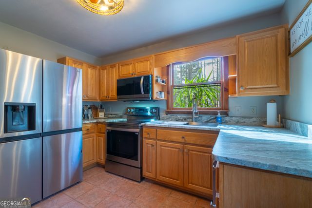 255 Prairie Flower Drive, Cleveland, GA 30528