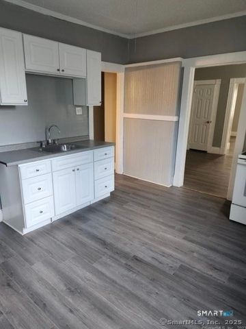 18 South Whitney Street 2N, Hartford, CT 06106