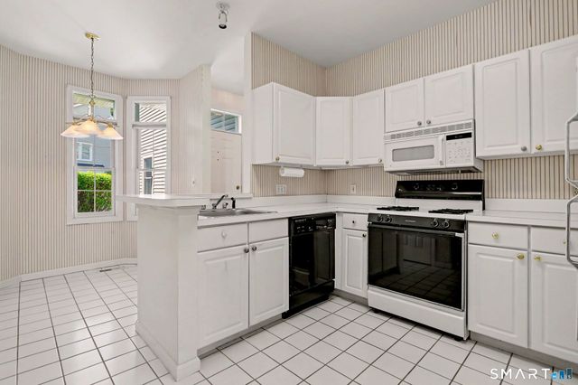 78 Katherine Court 78, Shelton, CT 06484