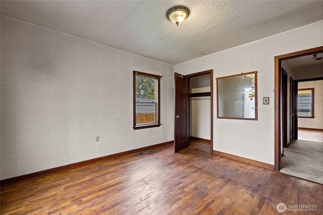 125 S 64th Street, Tacoma, WA 98408