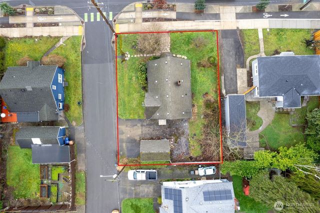 125 S 64th Street, Tacoma, WA 98408