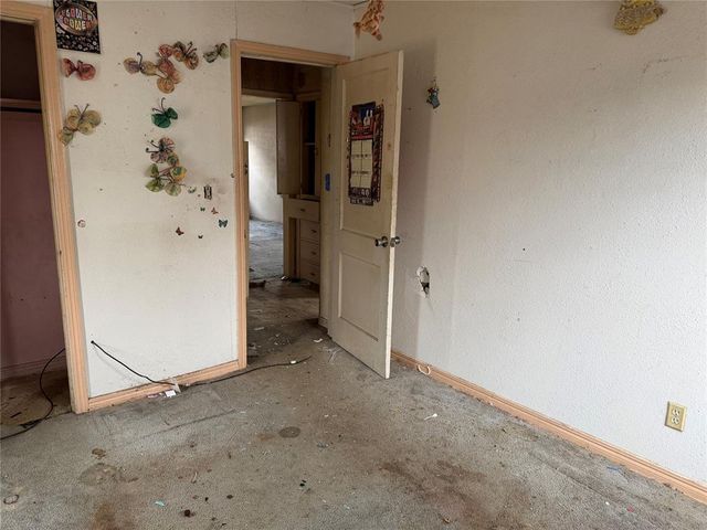 3105 S Independence Avenue, Oklahoma City, OK 73119
