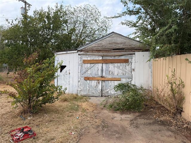 3105 S Independence Avenue, Oklahoma City, OK 73119