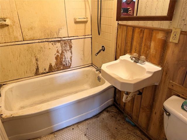 3105 S Independence Avenue, Oklahoma City, OK 73119