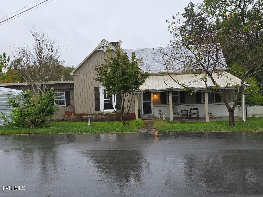 208 Vines Drive, Jonesborough, TN 37659