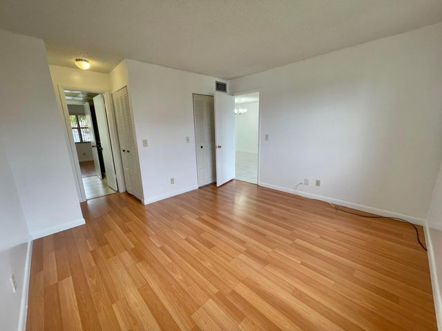 10442 Sunrise Lakes Boulevard 104, Sunrise, FL 33322