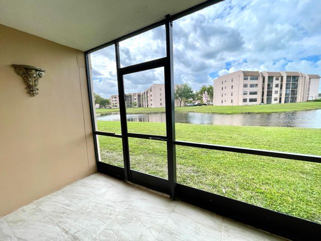 10442 Sunrise Lakes Boulevard 104, Sunrise, FL 33322