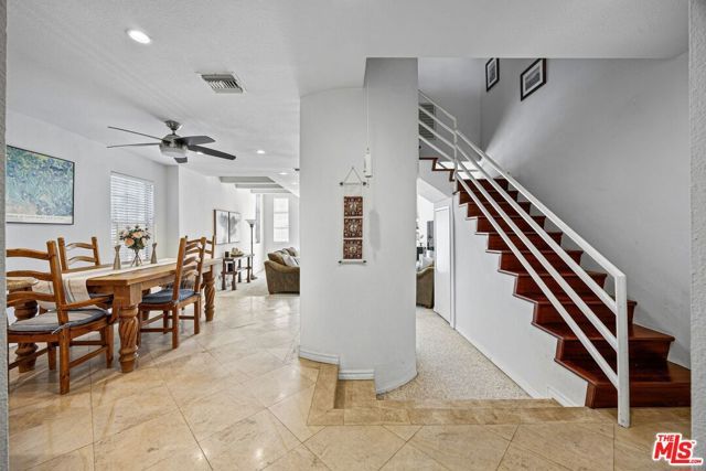 4549 Haskell Avenue 1, Encino (los Angeles), CA 91436