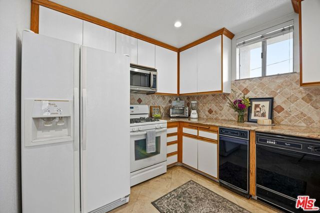 4549 Haskell Avenue 1, Encino (los Angeles), CA 91436