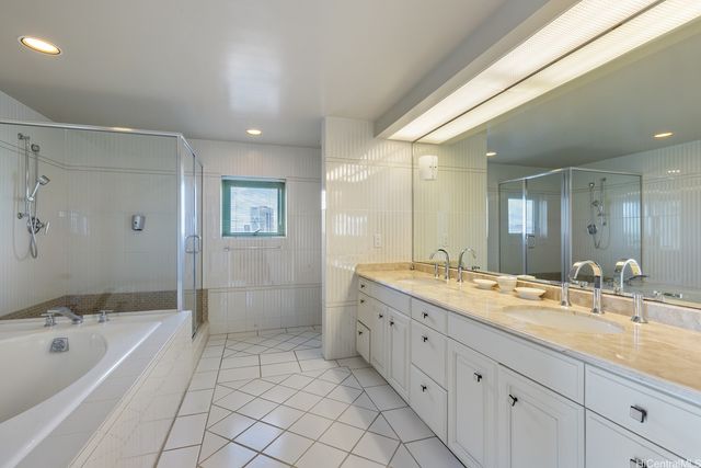 1341 Kapiolani Boulevard 27A, Honolulu, HI 96814