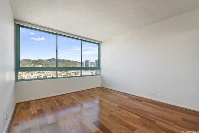 1341 Kapiolani Boulevard 27A, Honolulu, HI 96814