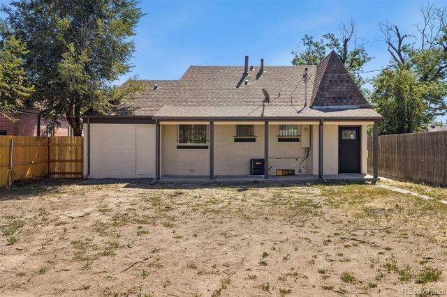 3227 Albion Street, Denver, CO 80207