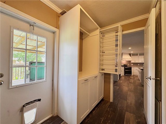 127 Copano Heights Blvd, Rockport, TX 78382