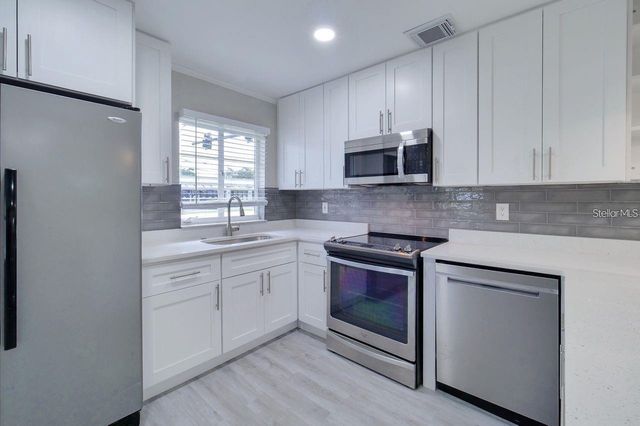 976 W FAIRBANKS AVENUE, Orlando, FL 32804