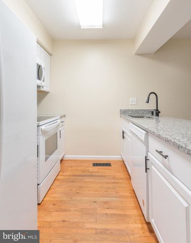 7 VALLEYFIELD CT, Silver Spring, MD 20906