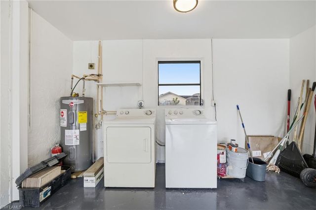 1145 SW 44th TER, Cape Coral, FL 33914