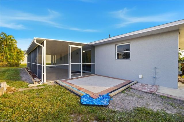 1145 SW 44th TER, Cape Coral, FL 33914