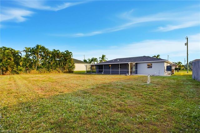 1145 SW 44th TER, Cape Coral, FL 33914