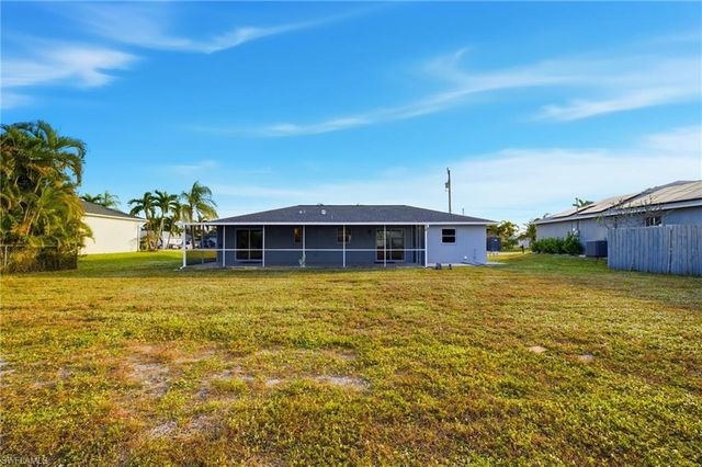 1145 SW 44th TER, Cape Coral, FL 33914