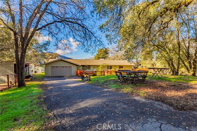40733 Big Oak Flat, Oakhurst, CA 93644