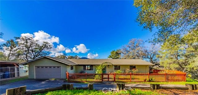 40733 Big Oak Flat, Oakhurst, CA 93644