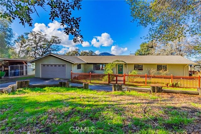 40733 Big Oak Flat, Oakhurst, CA 93644