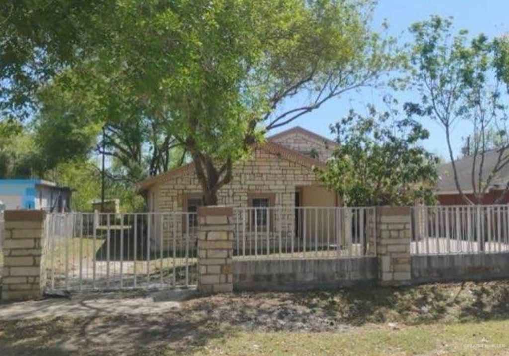 8210 Tweety Street, Donna, TX 78537