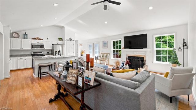107 Hills Drive N, Mount Airy, NC 27030