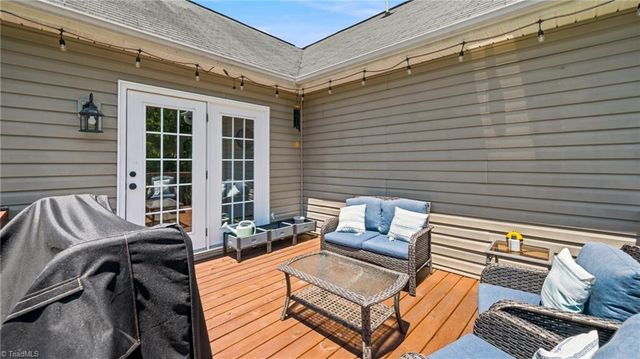107 Hills Drive N, Mount Airy, NC 27030
