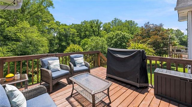 107 Hills Drive N, Mount Airy, NC 27030