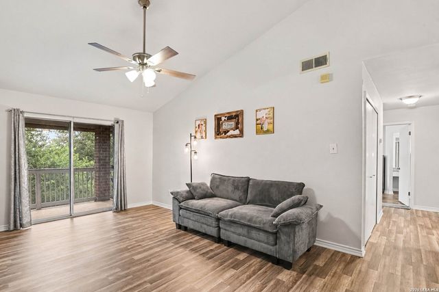 14343 Judson Rd Apt 1006, San Antonio, TX 78233