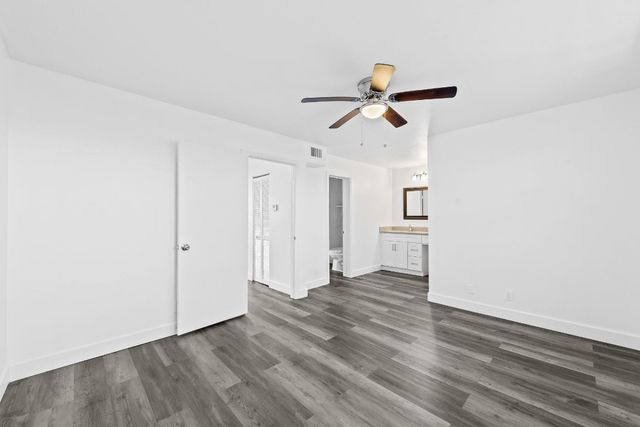 822 Crystal Lake Drive 822, Deerfield Beach, FL 33064