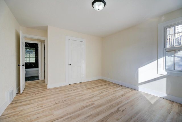 4937 N 51 BOULEVARD, Milwaukee, WI 53218