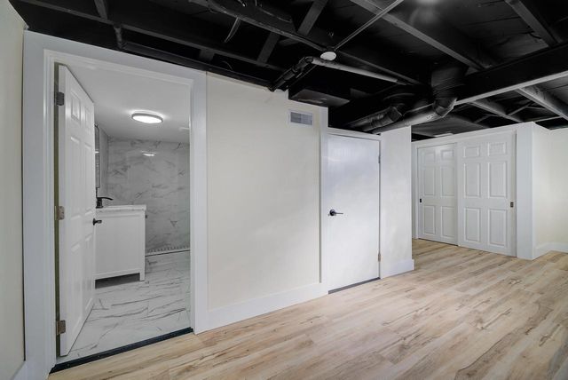 4937 N 51 BOULEVARD, Milwaukee, WI 53218