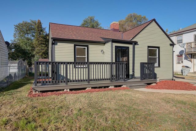 4937 N 51 BOULEVARD, Milwaukee, WI 53218