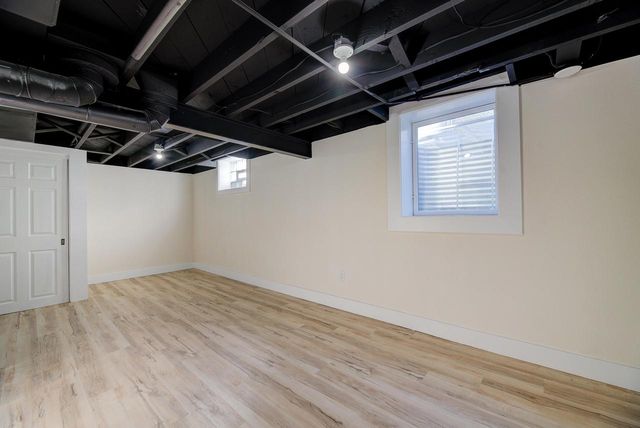 4937 N 51 BOULEVARD, Milwaukee, WI 53218